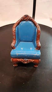Vintage 1980 Mattel The Littles Dollhouse Blue Chair Die-Cast Metal 2" - Picture 1 of 6
