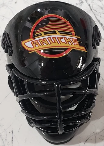 Custom Vancouver Canucks pocket pro helmet hockey goalie mask throwback Cover
