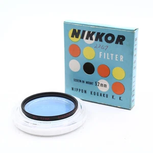 Nikon 52mm B8 Blue Filter in Blue Box - Near Mint !! - Photo 1 sur 2