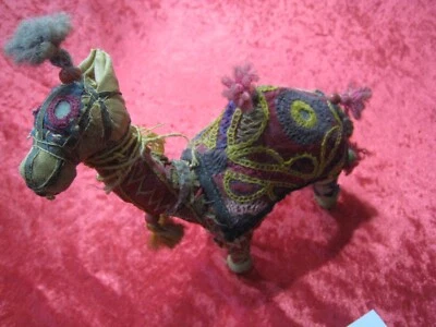 Animal en tissus "DROMADAIRE" origine Inde Taille 19cm _A69 - Photo 1/4