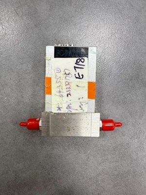 AERA TC FC-PA7810C-8 MASS FLOW CONTROLLER - Image 1 of 4