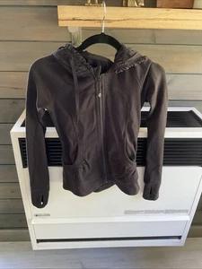 CHAQUETA CON CAPUCHA LULULEMON DANCE STUDIO CREMALLERA COMPLETA NEGRA TALLA 2 - Imagen 1 de 6