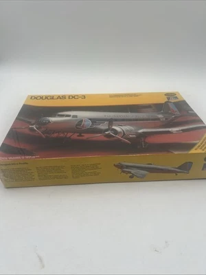 Vintage Testors Italeri Douglas DC-3 Fly Eastern Airlines 1:72 Scale Model Kit - Image 1 of 4
