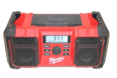 MILWAUKEE M18 JSR JOB SITE AM/FM/AUX JOBSITE RADIO - Image 1 of 4