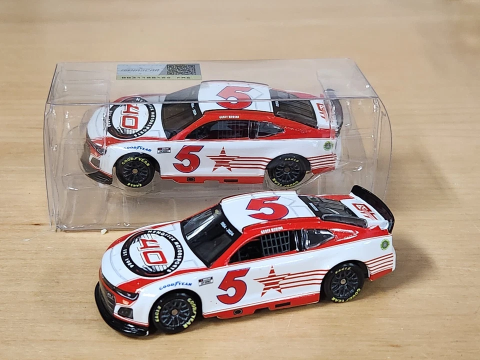 2024 #5 Geoff Bodine Hendrick Motorsports 40th Anniversary 1/64 Action NASCAR - Image 1 of 1