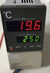 OMRON E5EX-A Temperature Controller - Picture 1 of 3
