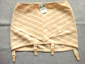 Pretty Garter Belt TRIOLET 5008 New Size M FR40 US8 UK12 EUR38 - Picture 1 of 7