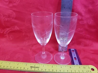 Juego de 2 vasos de jerez grabados al trigo Sasaki modernos de mediados de siglo vintage Foto 1 de 2