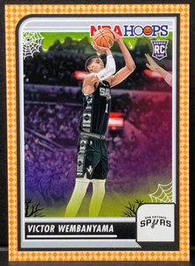 2023-24 Panini Haunted Hoops Victor Wembanyama RC Orange #108 Spurs Rookie quasi nuovo - Foto 1 di 2