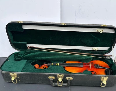 Karl Knilling Violin 1/22.3/4  w/Glasser  Bow & Hard Case Made in Germany - Image 1 of 4