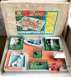 BRITAINS 4712 MODEL ZOO SET with all animals + ORIGINAL Box, 1968-1970s - Picture 1 of 22