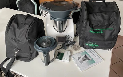 thermomix tm5 gebraucht+2 Mixtopf+TrolleyTasche+Cook-Key+Varoma+Gebrauchsanleitu - Bild 1 von 4