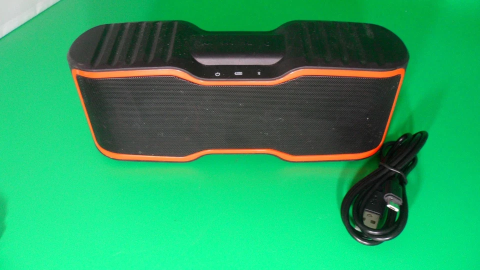 AOMAIS Sport II Portable Wireless Bluetooth Loud Speaker Waterproof Rich Bass - Image 1 of 4