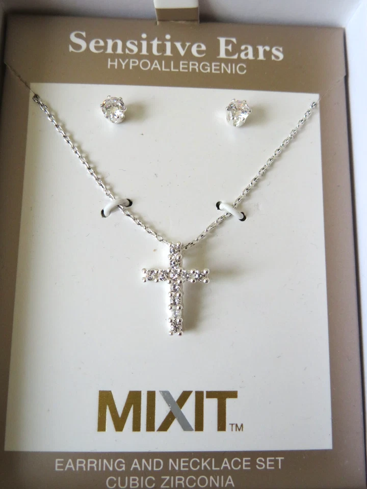JC PENNY MIXIT COLLAR PENDIENTES EN CAJA CZS, ST hipoalergénico Foto 1 de 1