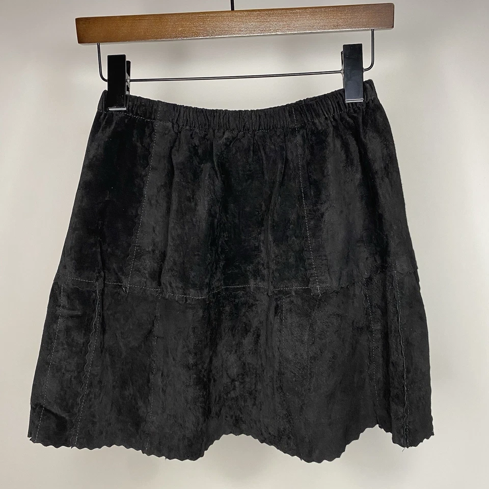 Minifalda negra boho occidental Ricky Nell para mujer mediana retazos de gamuza Foto 1 de 4