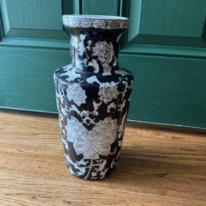Vintage Black & White Chinese Porcelain Vase | Floral Lotus Chinoiserie 14.5” - Picture 1 of 7
