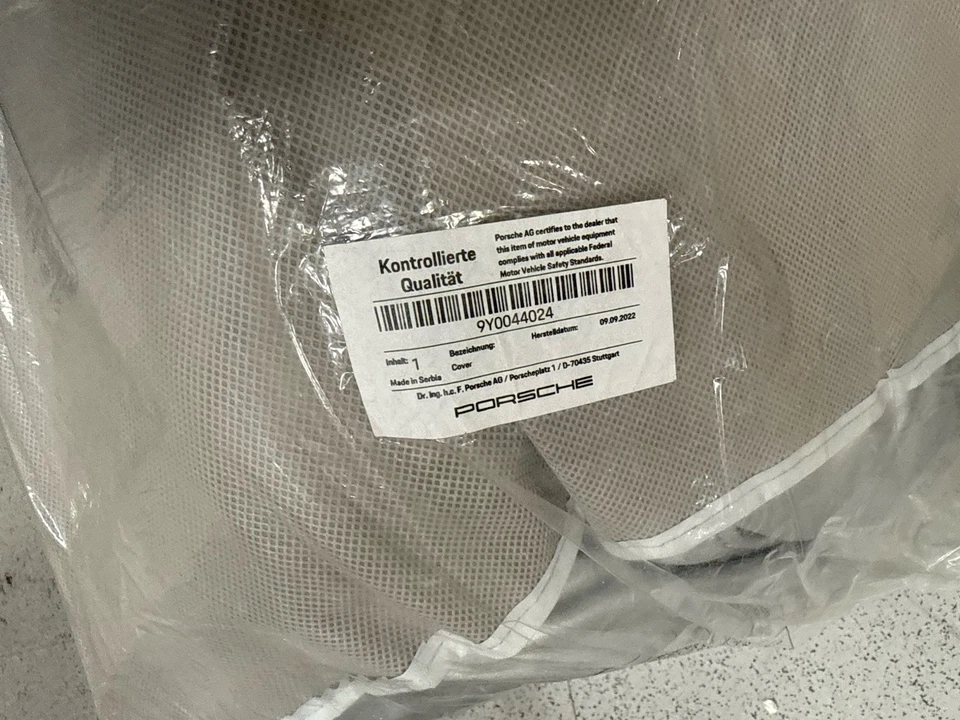 Cubierta de almacenamiento para automóvil exterior original Porsche Cayenne 2017 a 2024 9Y0044024 Foto 1 de 1