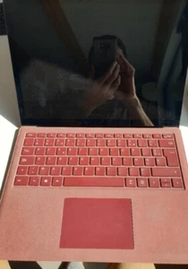 Microsoft Surface Laptop 2-AZERTY -13,5”8 Go, i5-8250,256 Go - Photo 1/5