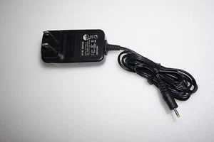YFAF24085001-05 AC Adapter 5V 2,0A - Bild 1 von 3