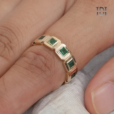 Solid 14k Yellow Gold Ring Natural Emerald Gemstone Eternity Band Ring Jewelry - Image 1 of 4