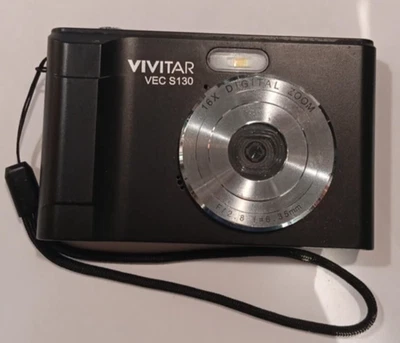 Cámara digital instantánea Vivitar VECS130 paquete negro - soporte y tarjeta de memoria Foto 1 de 4