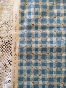 REMNANT Blue with Tiny Flowers Fabric Country Classics by Ameritex Vintage 17x22 - Picture 1 of 3