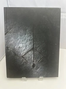 Bloodborne Collector's Edition Strategy Guide Hardcover Good - Picture 1 of 10