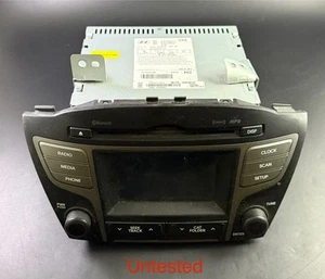 2014-2015 Hyundai Tucson Am Fm Cd Player Radio Receiver N28OX Vklo - Picture 1 of 8