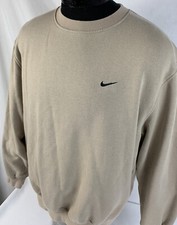 creme nike sweatshirt