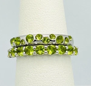 Bomb Party August 2024 Peridot Double Band Bubble Ring Rhodium Plated Ring 6 - Picture 1 of 5