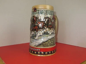 Budweiser Stein / Tazza 1988 Serie da Collezione Clydesdales Pubblicità Bar Decorazione - Foto 1 di 4
