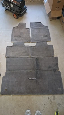 2001-2007 Toyota Sequoia Gray Carpet Floor Mats OEM FULL SET - Image 1 of 4