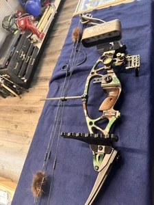 compound bow right hand used - Picture 1 of 8