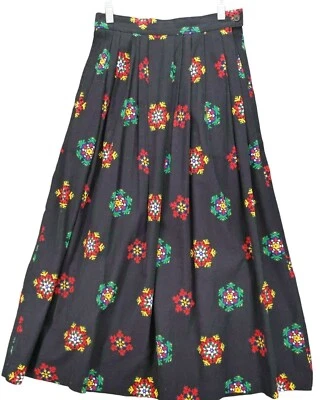 vtg Cambridge Dry Goods Multicolor Snowflake Pleated Black Skirt Sz 6 Holiday - Image 1 of 4