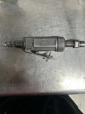 Amoladora recta Mac Tools Foto 1 de 2