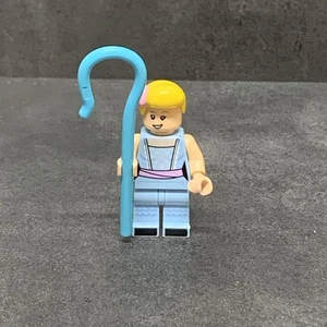 Lego Bo Peep mit Stab OHNE UMHANG 10770 10768 Toy Story 4 Minifigur Figur LESEN - Bild 1 von 11