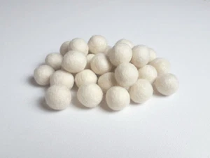 White Felt Balls Ivory 1cm x 25 Handmade Wool Pom Poms Crafts Sewing Christmas  - Picture 1 of 12