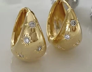 NEW Gold Tone Chunky Mini loop earrings White Zircon Inlaid 💓fashion Pierced - Picture 1 of 5