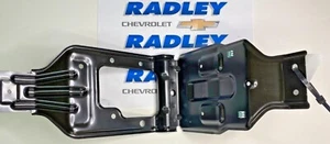 NEW GM OEM 16-18 CHEVROLET MALIBU FRONT BUMPER- LOCK SUPPORT GMC 23328042 - Picture 1 of 1