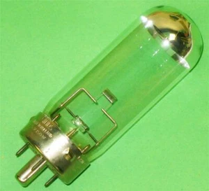LÁMPARA PROYECTOR CYN 150W 24v LEITZ PRADOVIT, CABINA Perfecta, N-24 - Imagen 1 de 1