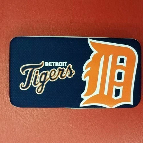 MLB Detroit Tigers Women's Mesh Shell Wallet Cover