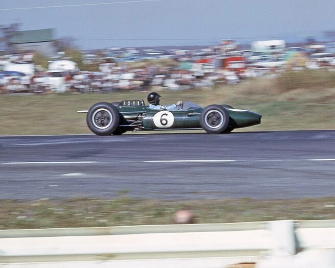 1963 DAN GURNEY Glossy 8x10 Photo US Grand Prix Poster Brabham BT7 Print - Image 1 of 1