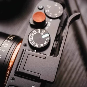 Metal Camera Hotshoe Thumb Grip Thumb Rest for Sony RX1RM2 RX1RII RX1 RX1R - Picture 1 of 10