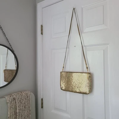 Vtg Shimmering Mesh Zipper Crossbody Purse Sz S 11" Gold Evening Classic Retro - Image 1 of 4