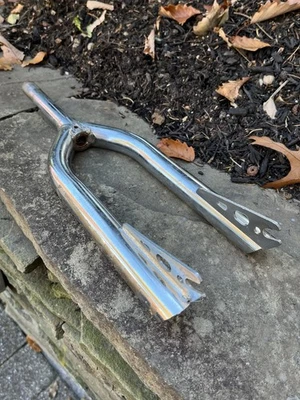Vintage BMX Fork 20”/ 1 in Threaded Old School BMX Chrome 1970s 1980s Unknown - Image 1 of 4