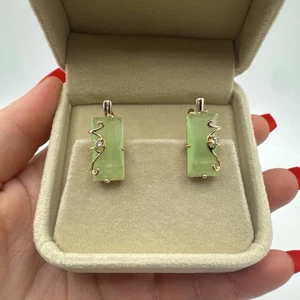 Pendientes verdes de jadeíta unidos en oro de 14 quilates (llenos de oro) con sello 585RG - Imagen 1 de 8