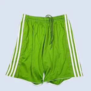 Pantalones Cortos Deportivos de Fútbol Adidas Verde Blanco Rayas Unisex Talla Pequeña - Imagen 1 de 4