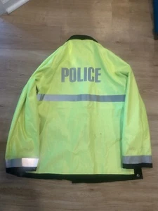 Reversible BLAUER POLICE Jacket Rain GOTE-TEX Medium 40-42 Black Neon Green - Picture 1 of 10