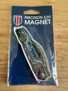 NASCAR Magnete Talladega Race Geico 500 Accessorio Auto 2023 NUOVO Wincraft Hood Deco - Foto 1 di 4
