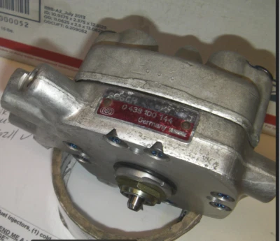 ¡EL TUYO RECONSTRUIDO!!! Distribuidor de combustible Mercedes LOTUS reconstruido Foto 1 de 4